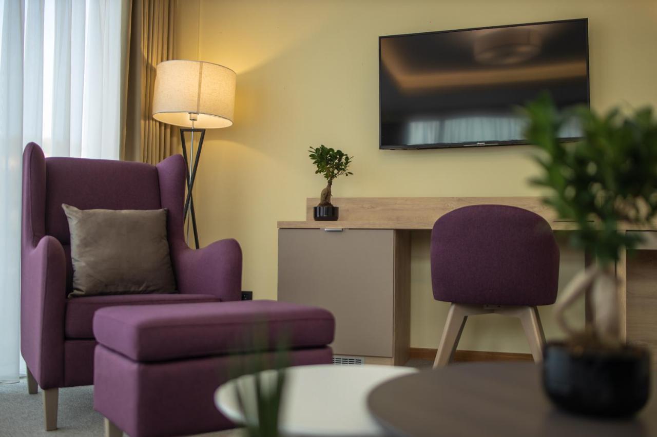 Hotel Siesta Uzice Bagian luar foto