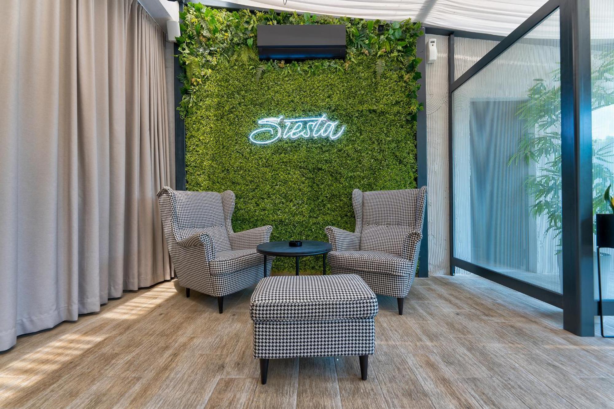 Hotel Siesta Uzice Bagian luar foto