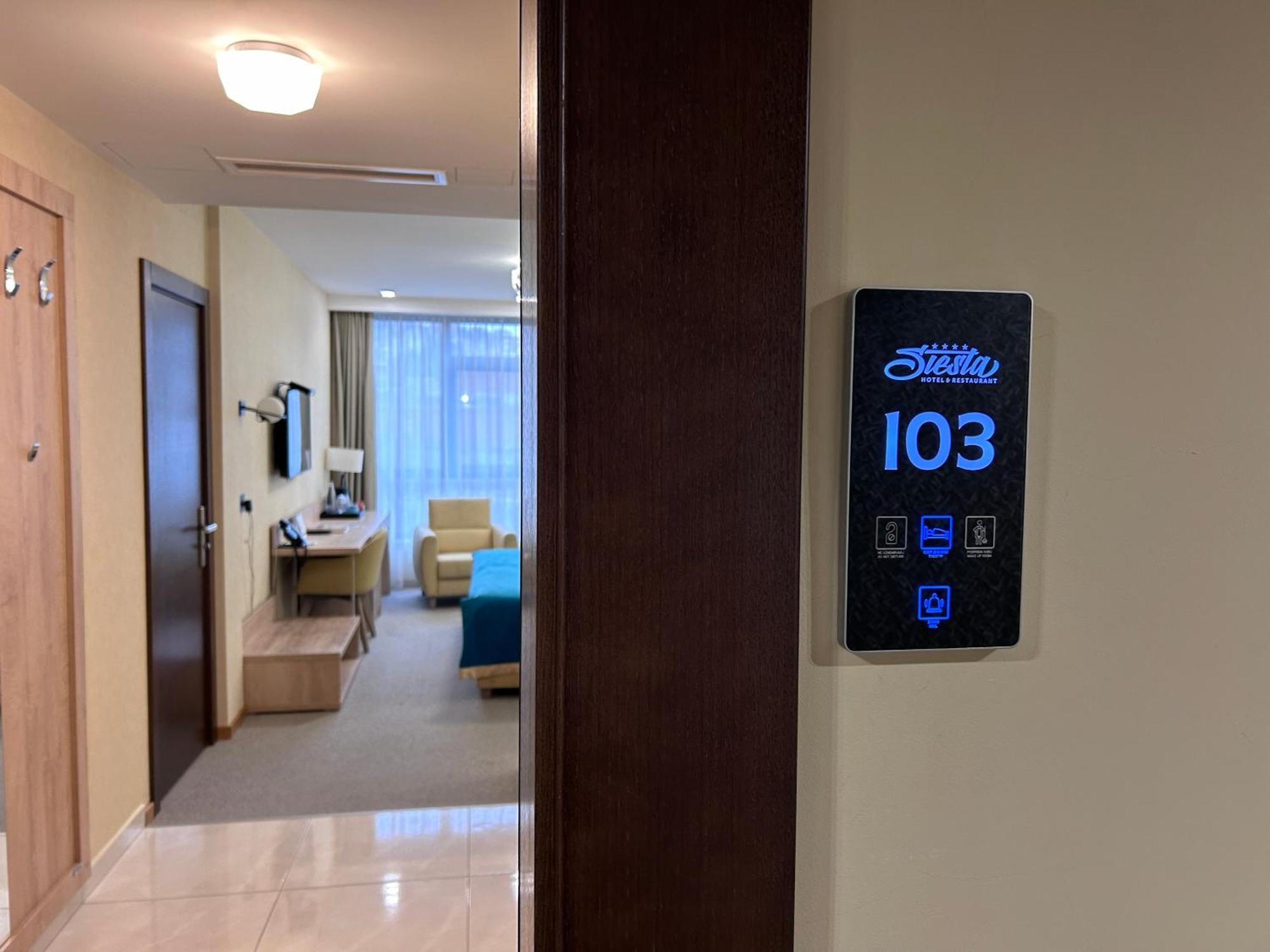 Hotel Siesta Uzice Bagian luar foto