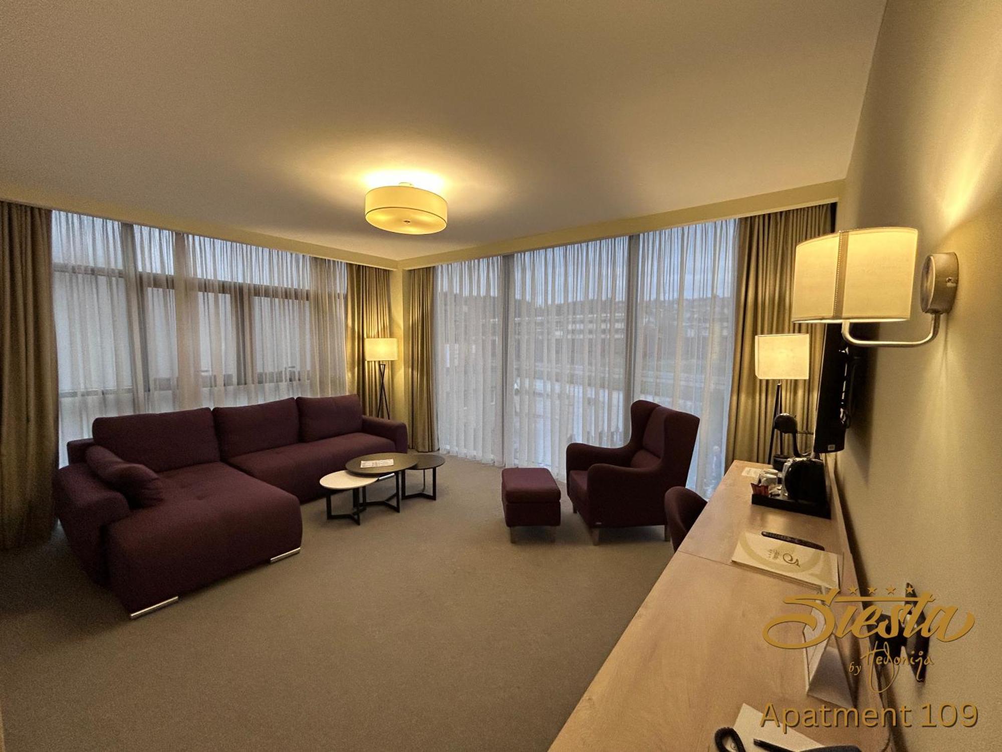 Hotel Siesta Uzice Bagian luar foto